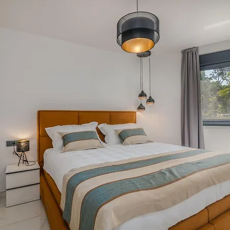 Lägenhet Ak Lux By Interhome