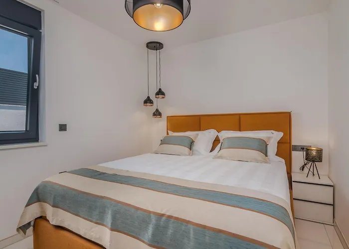 Ak Lux By Interhome Njivice