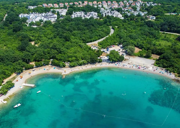 Ak Lux By Interhome Njivice